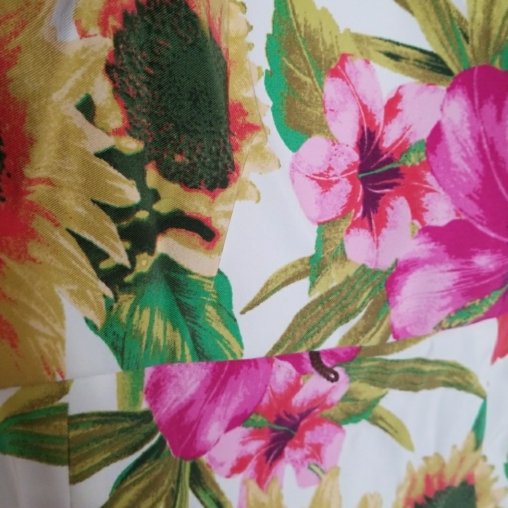 13# Dress barn floral sleeveless - Picture 2 of 4